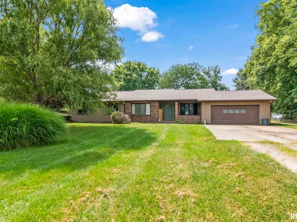 6454 Camino De Burlon, Rochester, IL 62563