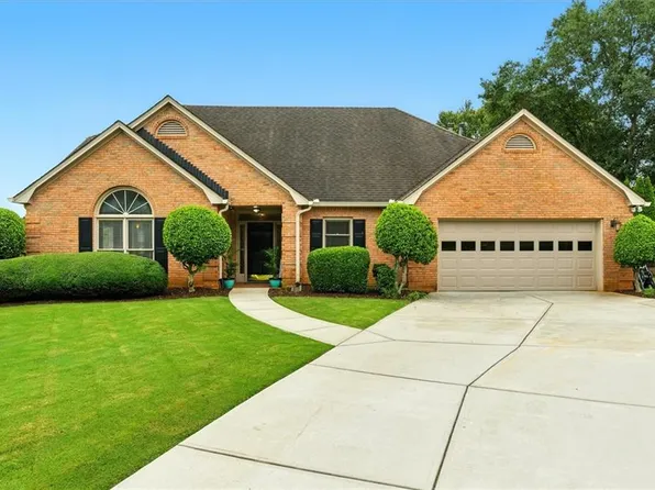 275 Singletree Trce, Alpharetta, GA 30004
