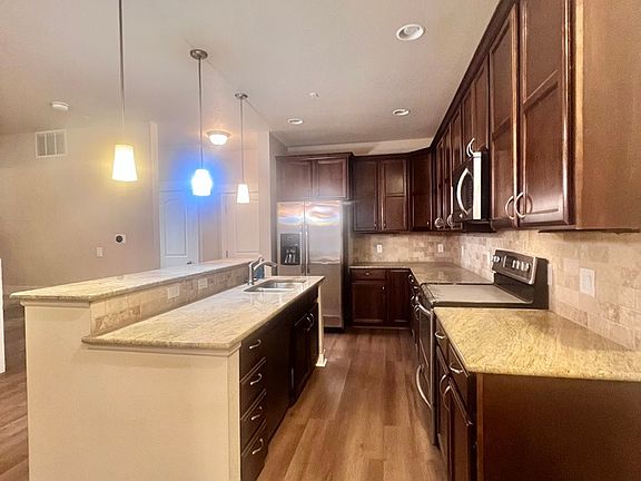 3rd image of 5851 Dripping Rock Ln Unit D-103