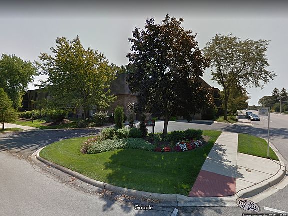 3rd image of 907 S Williams St APT 309