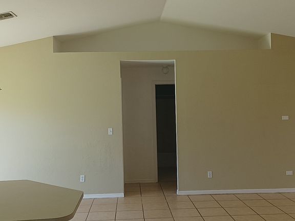 4th image of 5337 30th St SW