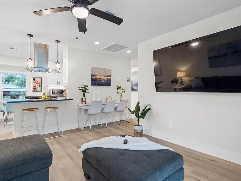 3138 Sunbeam St — Photo 13