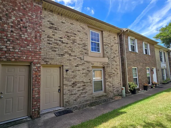1403 Blalock Rd APT 11, Houston, TX 77055