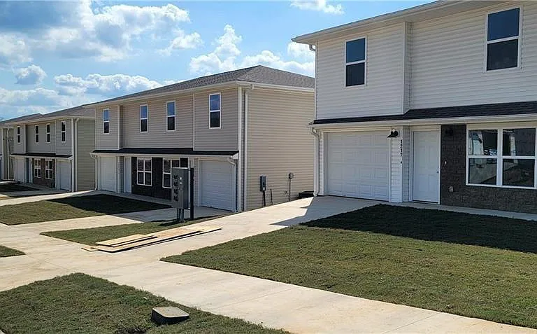 1209 Nedra Dr #A — Photo 1