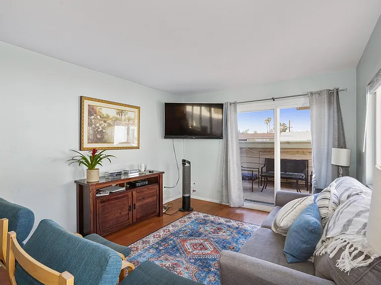 3492 Bayside Ln — Photo 2