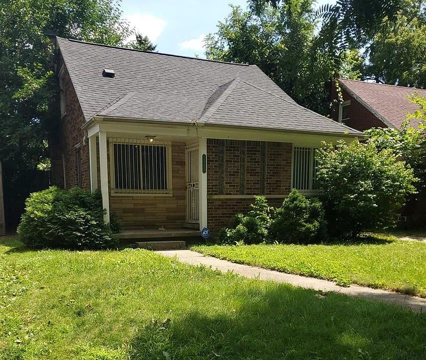 1st image of 7466 Woodmont Ave