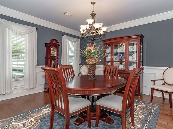 5th image of 471 Weyanoke Dr