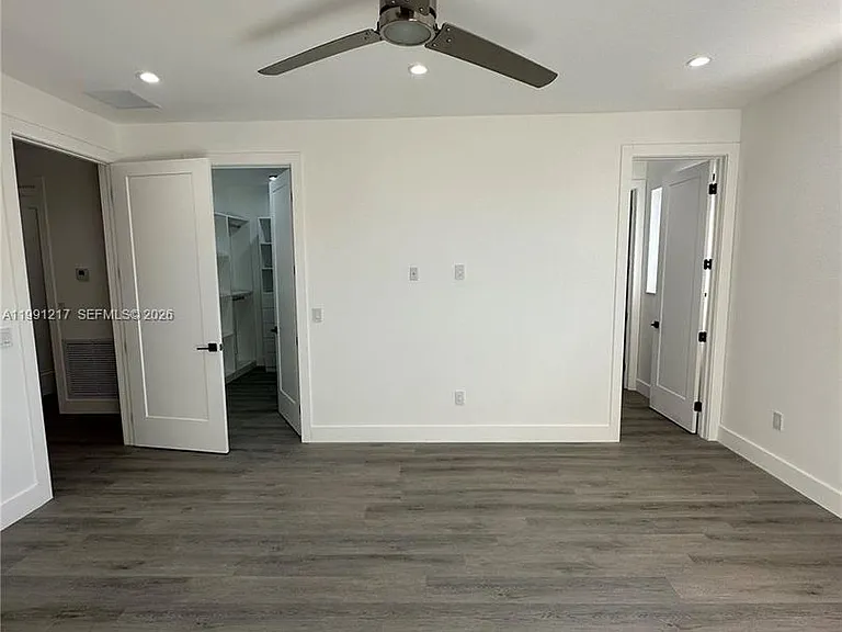 4625 SW 32nd Ave #Townhouse 1C — Photo 6