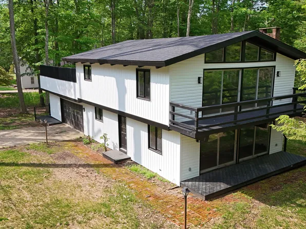 3331 Carribean Rd, Du Bois, PA 15801