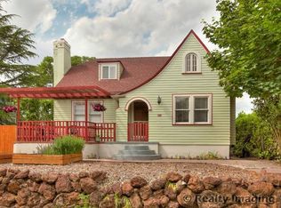 851 NE Ainsworth St UNIT A, Portland, OR 97211