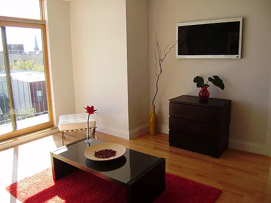 Sold by Belvedere Bridge Realty, LLC | media 21