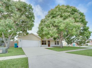 977 NW 9th St, Boynton Beach, FL 33426