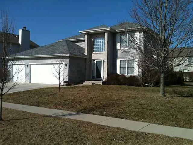 3610 Castlemain Dr photo 1