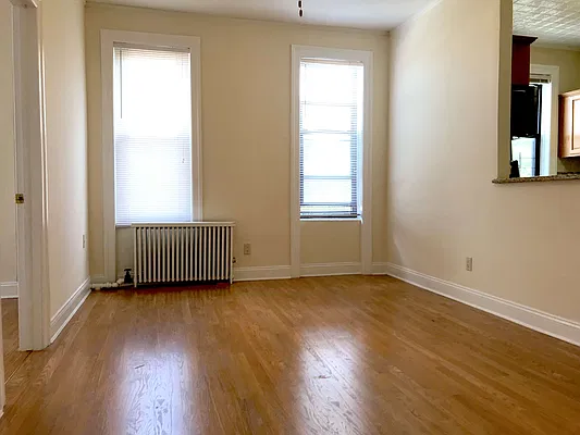 Rented by Capri Jet Realty Corp | media 9