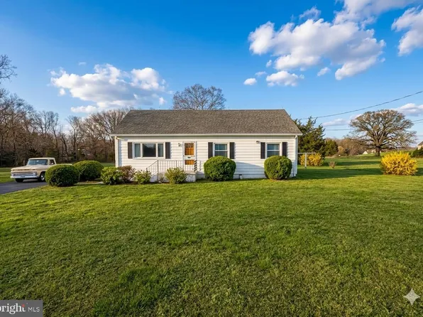 26949 Laurel Grove Rd, Mechanicsville, MD 20659