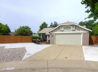5910 Palm Springs Ct, Elk Grove, CA 95758