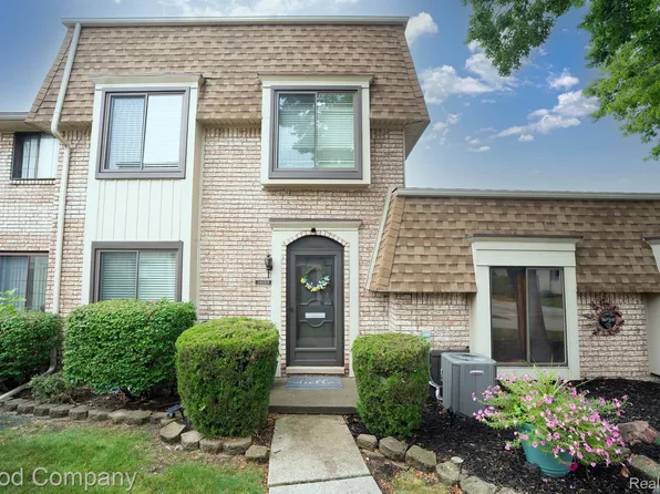 29223 Yorkshire Ln, Warren, MI 48088