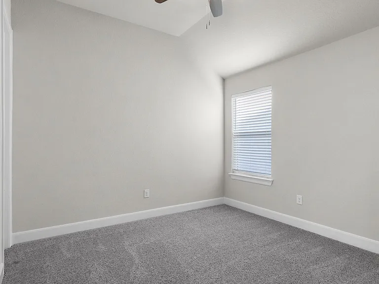 557 Tobacco Pass — Photo 19