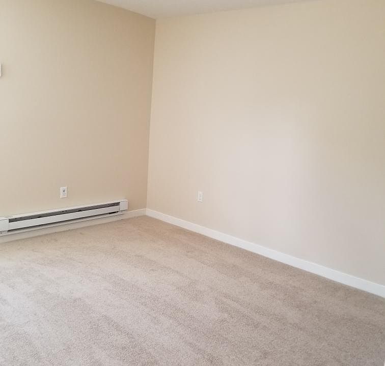 2nd image of 106 S Prospect Ave #D