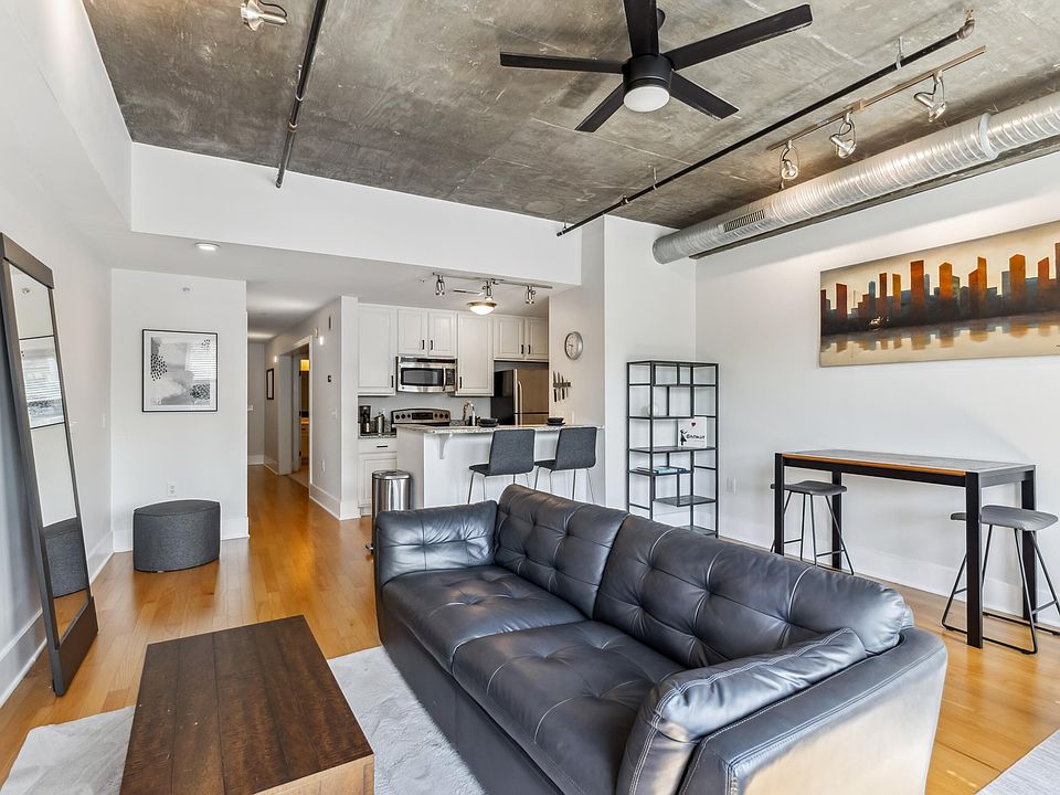 1st image of 444 Blount St #209