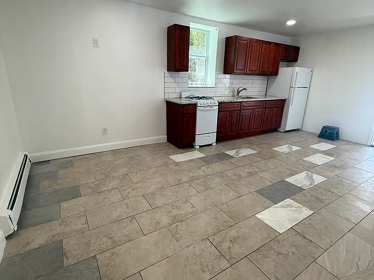 196 Murray Ave #2 — Photo 7