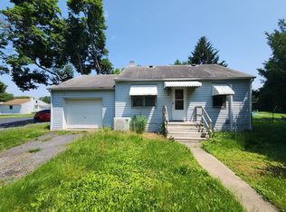 739-739 1/2 Blanchard Avenue, Chambersburg, PA 17201