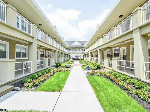 9010 Atlantic Ave APT 238, Margate City, NJ 08402