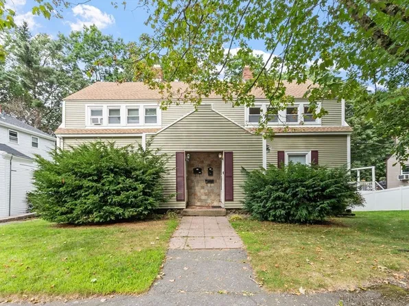 29 Rockrimmon Rd, Worcester, MA 01602