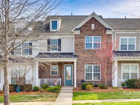 13319 Jacks Ln, Pineville, NC 28134
