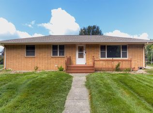 340 Crescent Dr, Carlisle, IA 50047