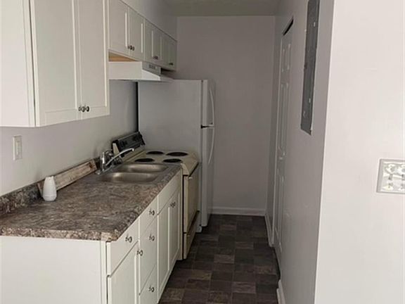 5th image of 433 & 437 Woodcreek Dr