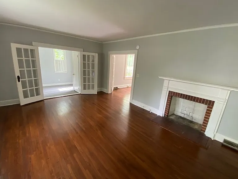 1612 Rutland Ct — Photo 3