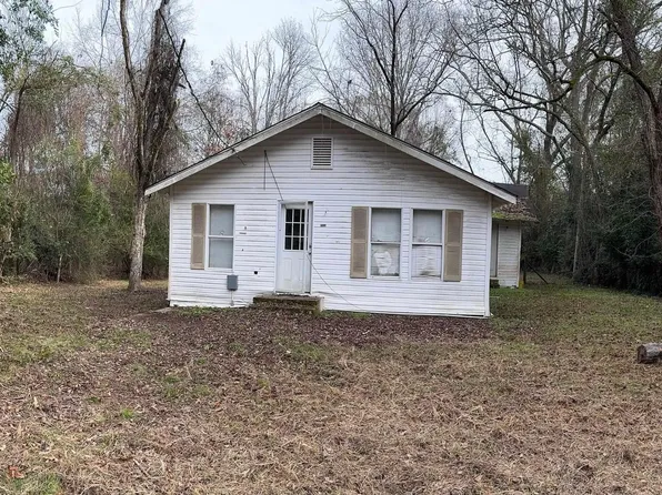 2323 Dover Ave, Camden, AR 71701