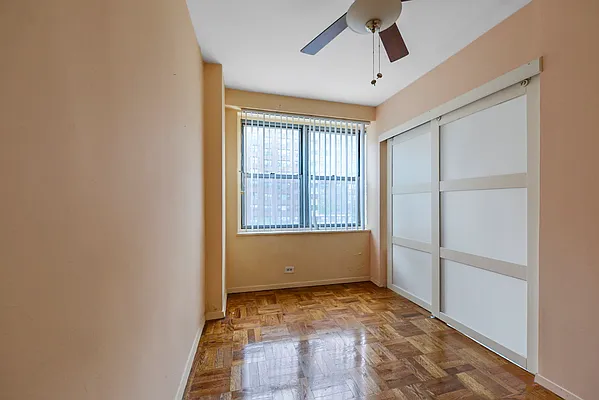 Sold by Trademarko Realty Inc | media 16