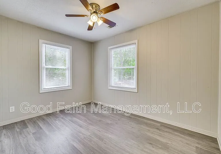 1813 Alder Dr — Photo 27
