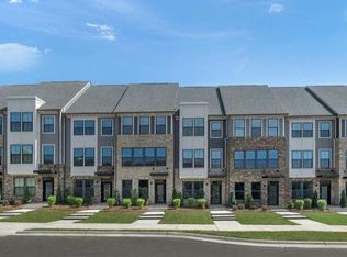 5035 Chinook Ln, Charlotte, NC 28217