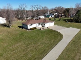 3584 Us Highway 52, Decorah, IA 52101