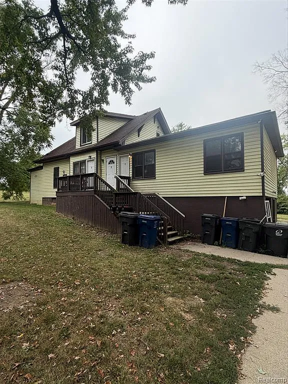 1 bed, $900 — Photo 1
