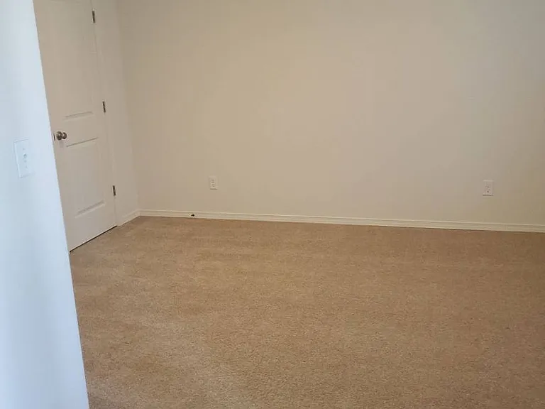 4208 W Heaverlo Dr — Photo 12