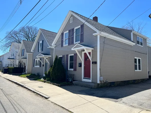 39 Vine St, Nashua, NH 03060