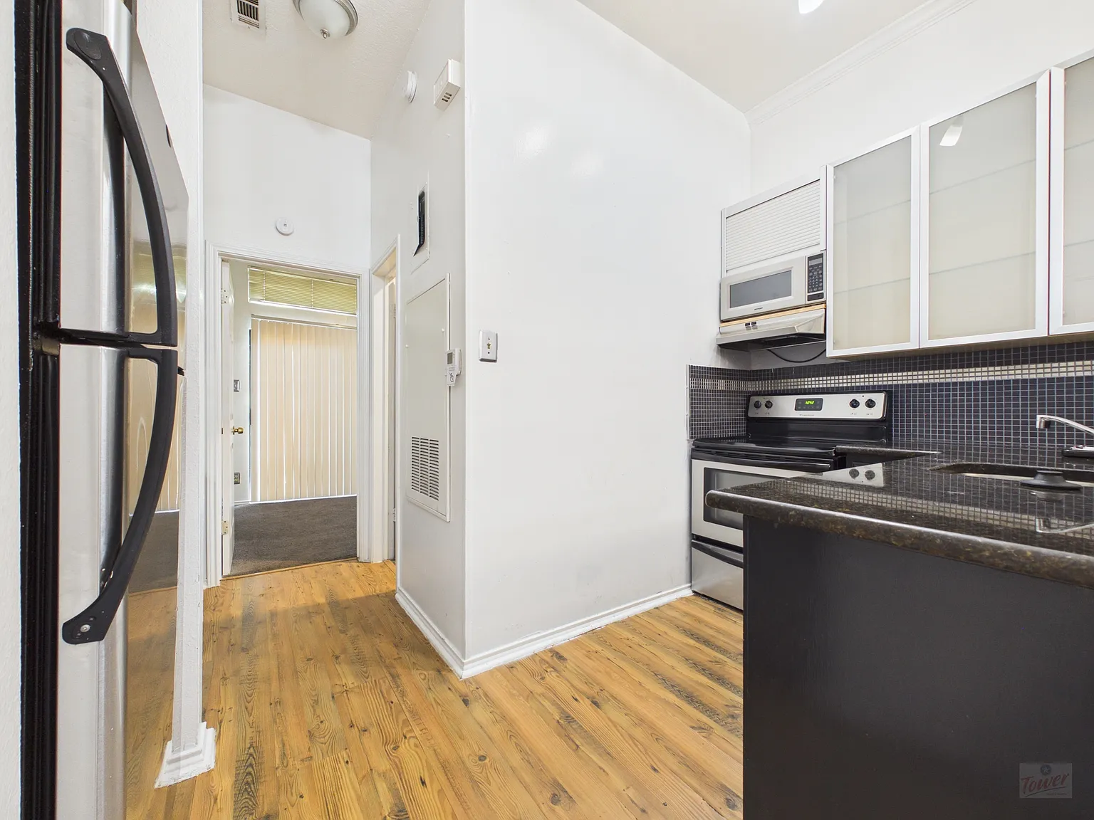 2802 Nueces St Apt 307 — Photo 3