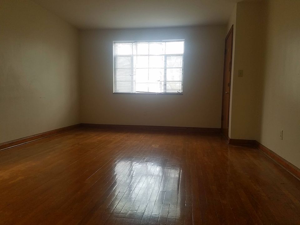 1st image of 1598 Broadview Ave #A
