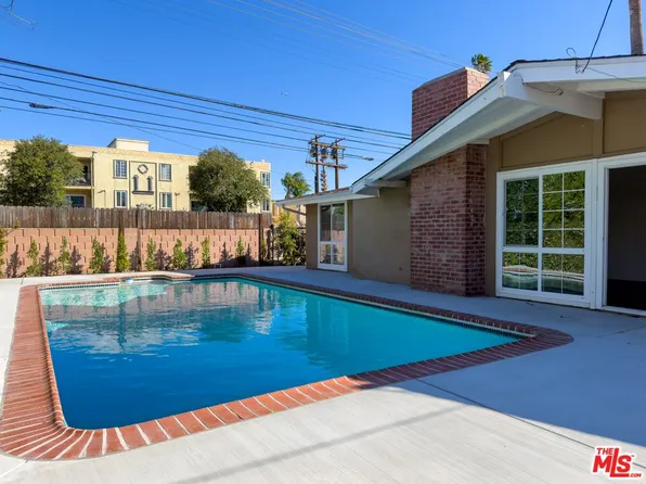 6763 Lurline Ave, Winnetka, CA 91306