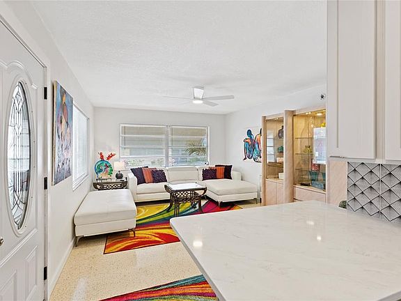5th image of 250 Rosery Rd NW APT 280