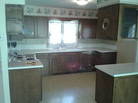 4th image of 1929 Eastwood Dr SE