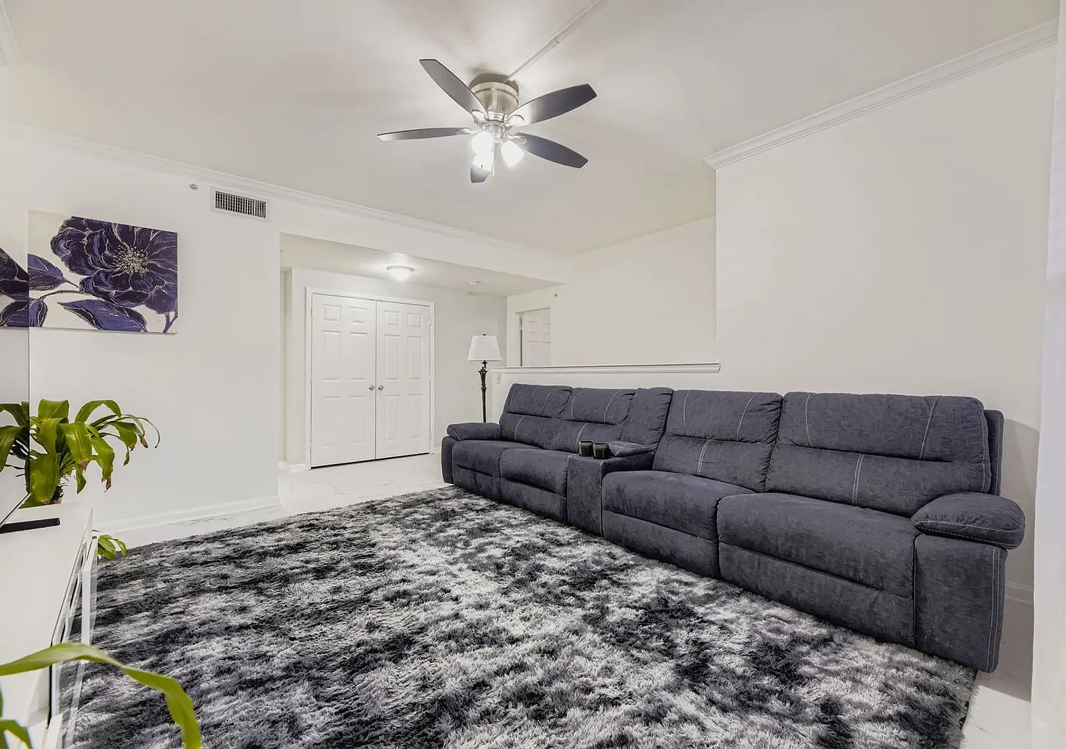 Beautiful 2-bedroom Condo in highly desirable Falling Water! Pool-Fitness Center $1,000 off 1st m... — Photo 4