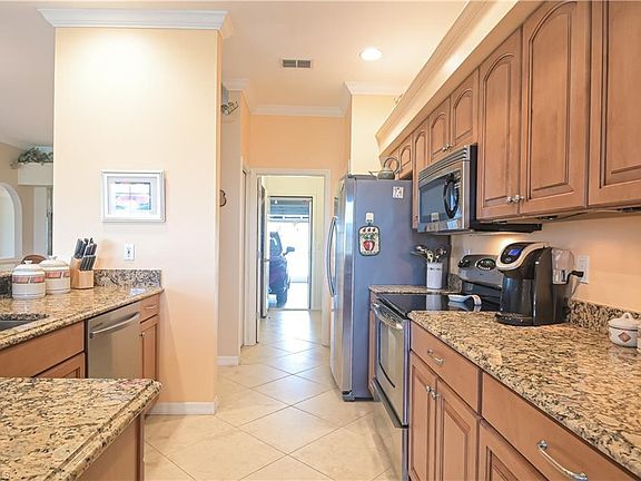 3rd image of 20770 Persimmon PL