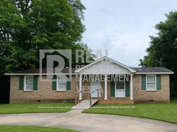106 Hazel Dr, Warner Robins, GA 31088