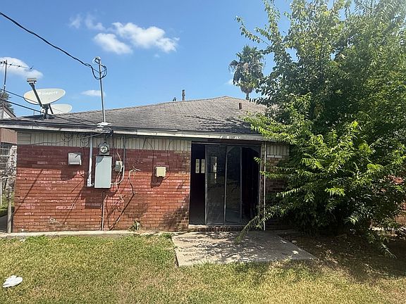 3rd image of 17018 Woodacre Dr