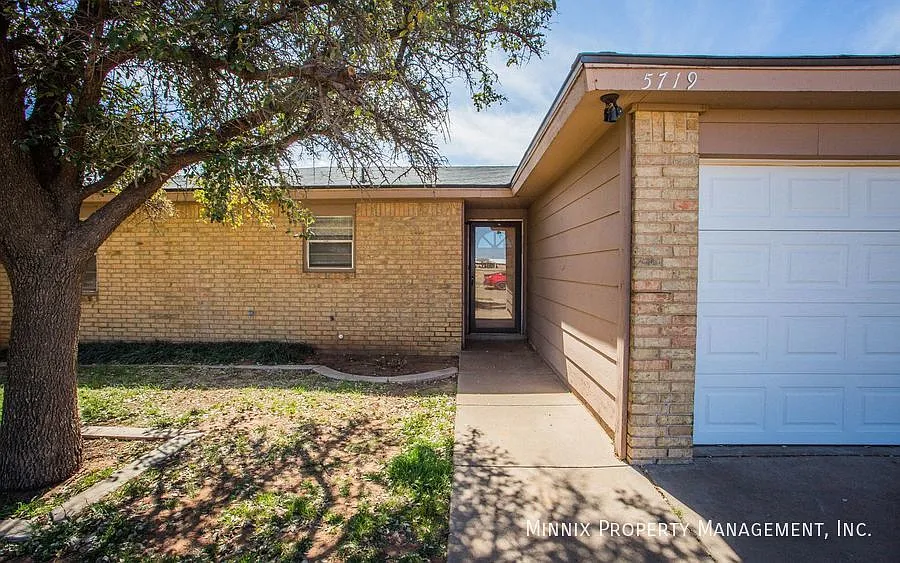 5719 Itasca St. — Photo 3